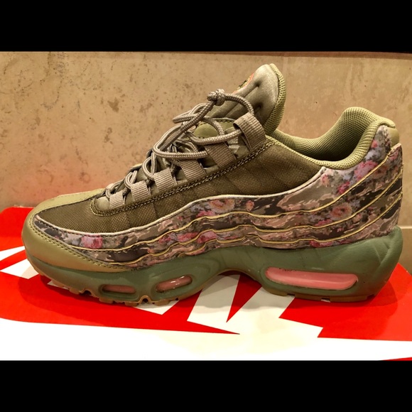 Air Max 95 floral pattern - Picture 4 of 8